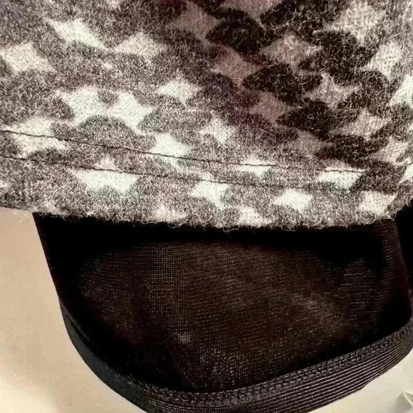 Pull-on sweater skirt - Picture 3 of 3